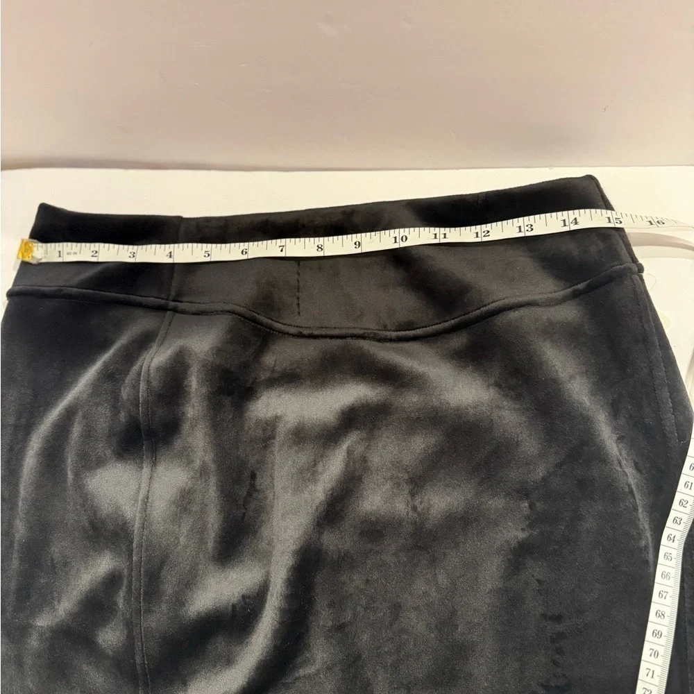 Lululemon Scuba HR Mini Skirt Velvet Size M NWT